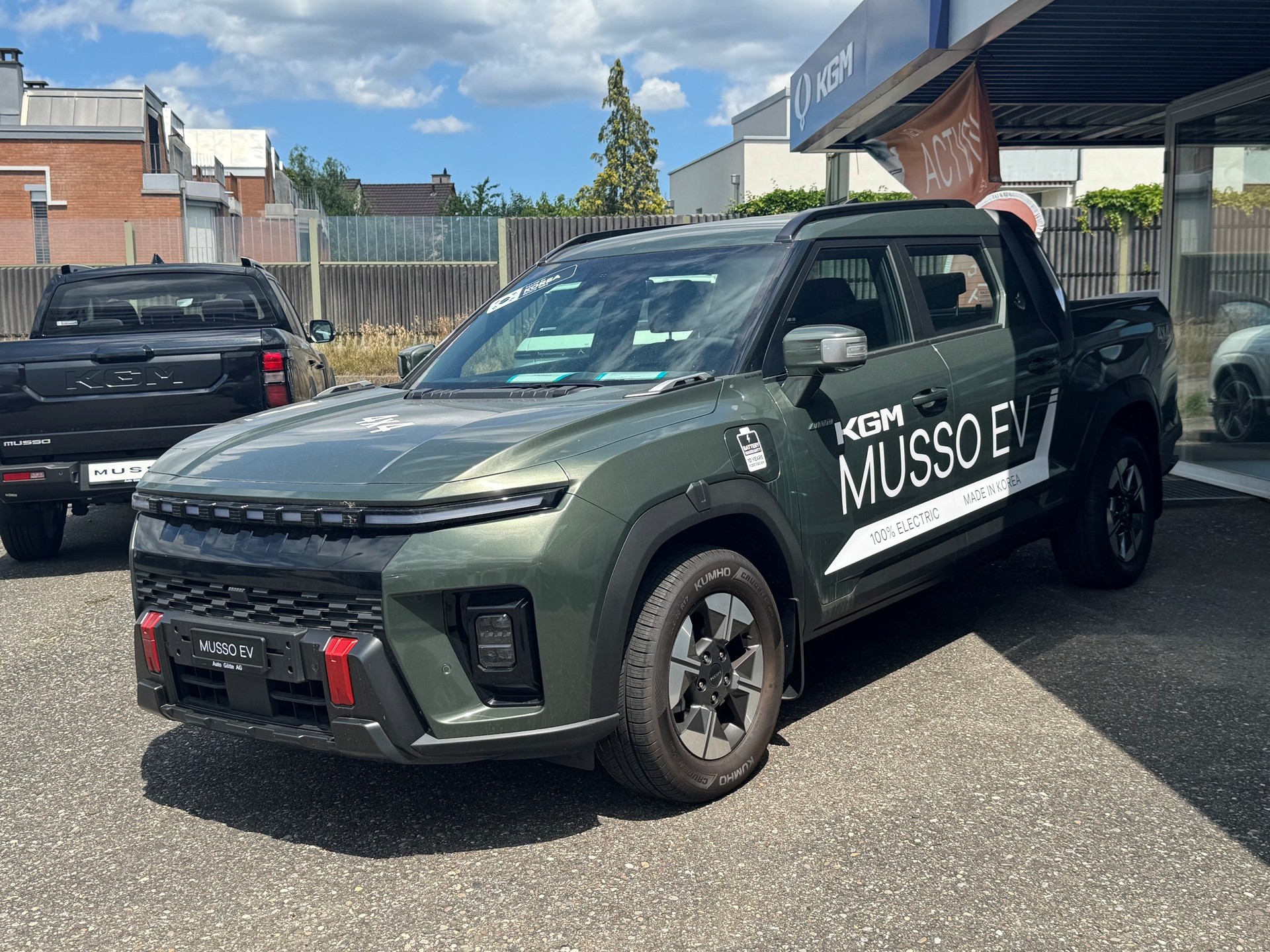 KGM-SsangYong Musso 80,6 kWh Platinum 4WD-showroom-element-1