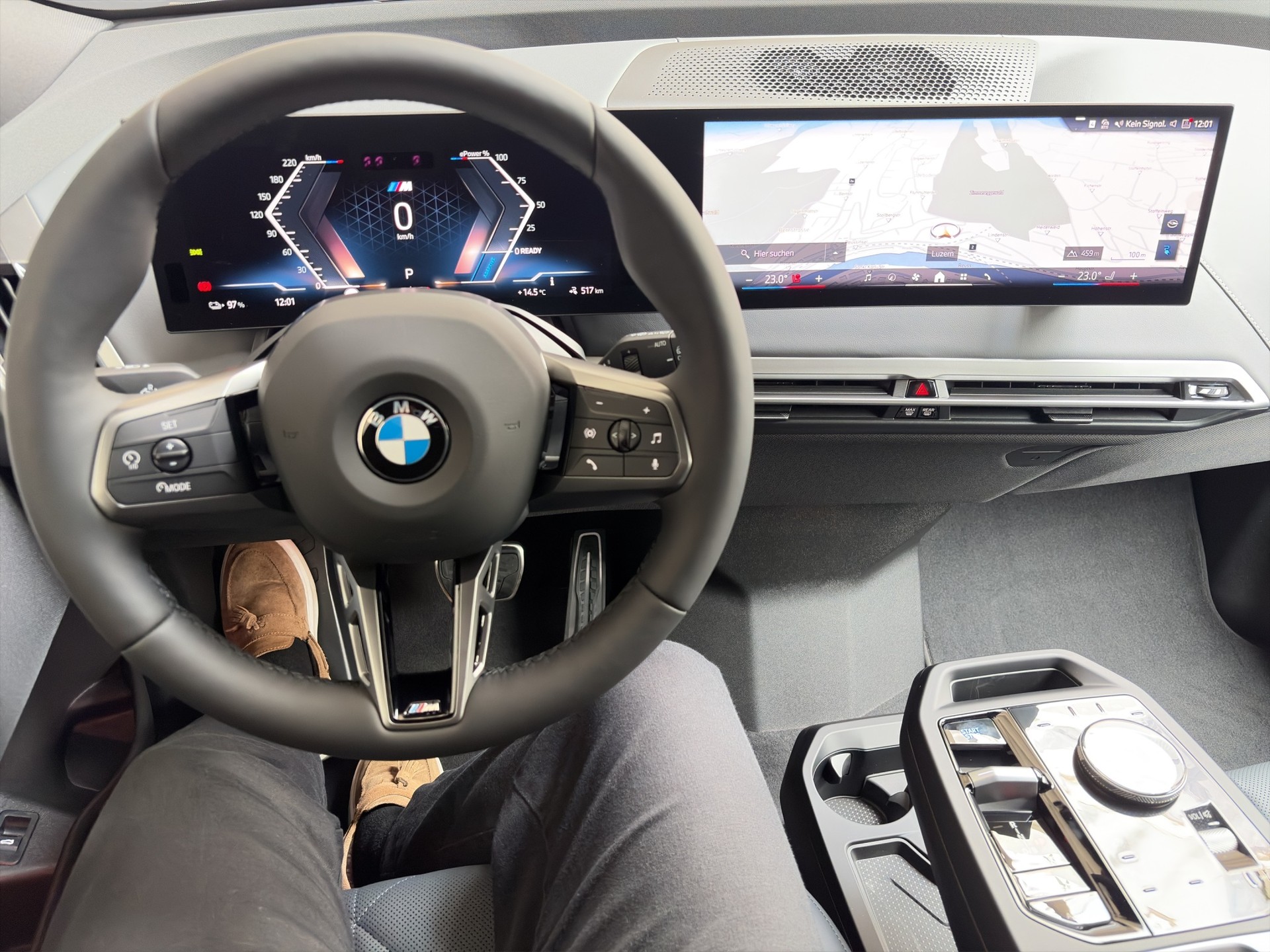 BMW iX xDrive45 M Sport-image-13