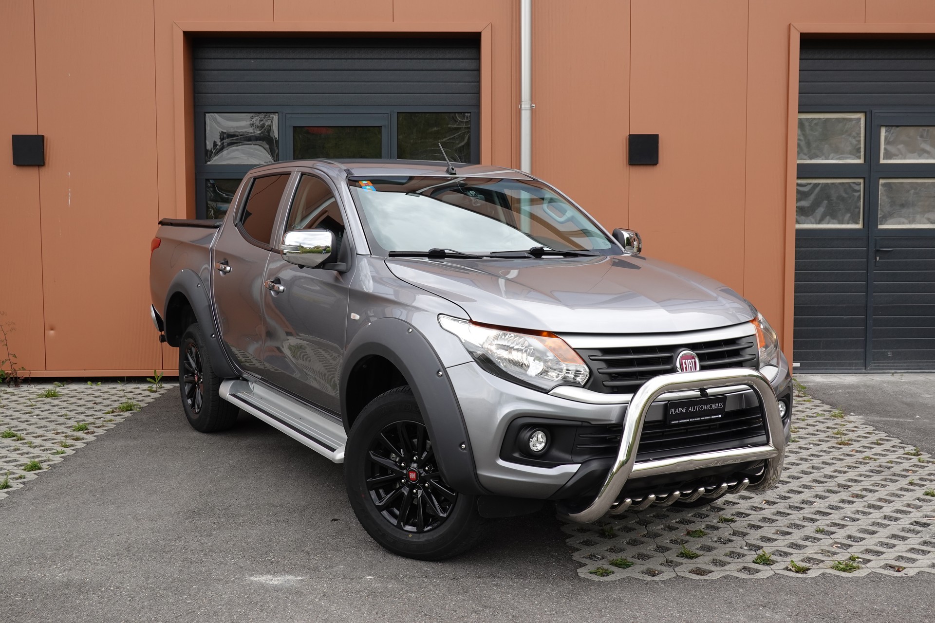 FIAT Fullback SX 2.4 MJ DC Primo 4WD "*Tempomat * GPS * Caméra de Recul * Camera 360 * Hauteur de caisse augmentée * 8 Roues *"