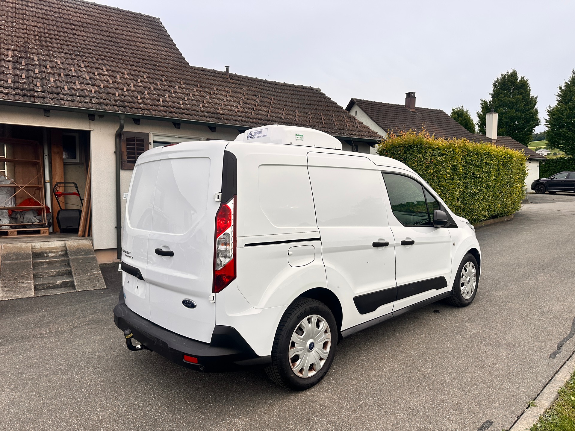 FORD Transit Connect Van T220 1.5 Eco Blue Trend-showroom-element-1