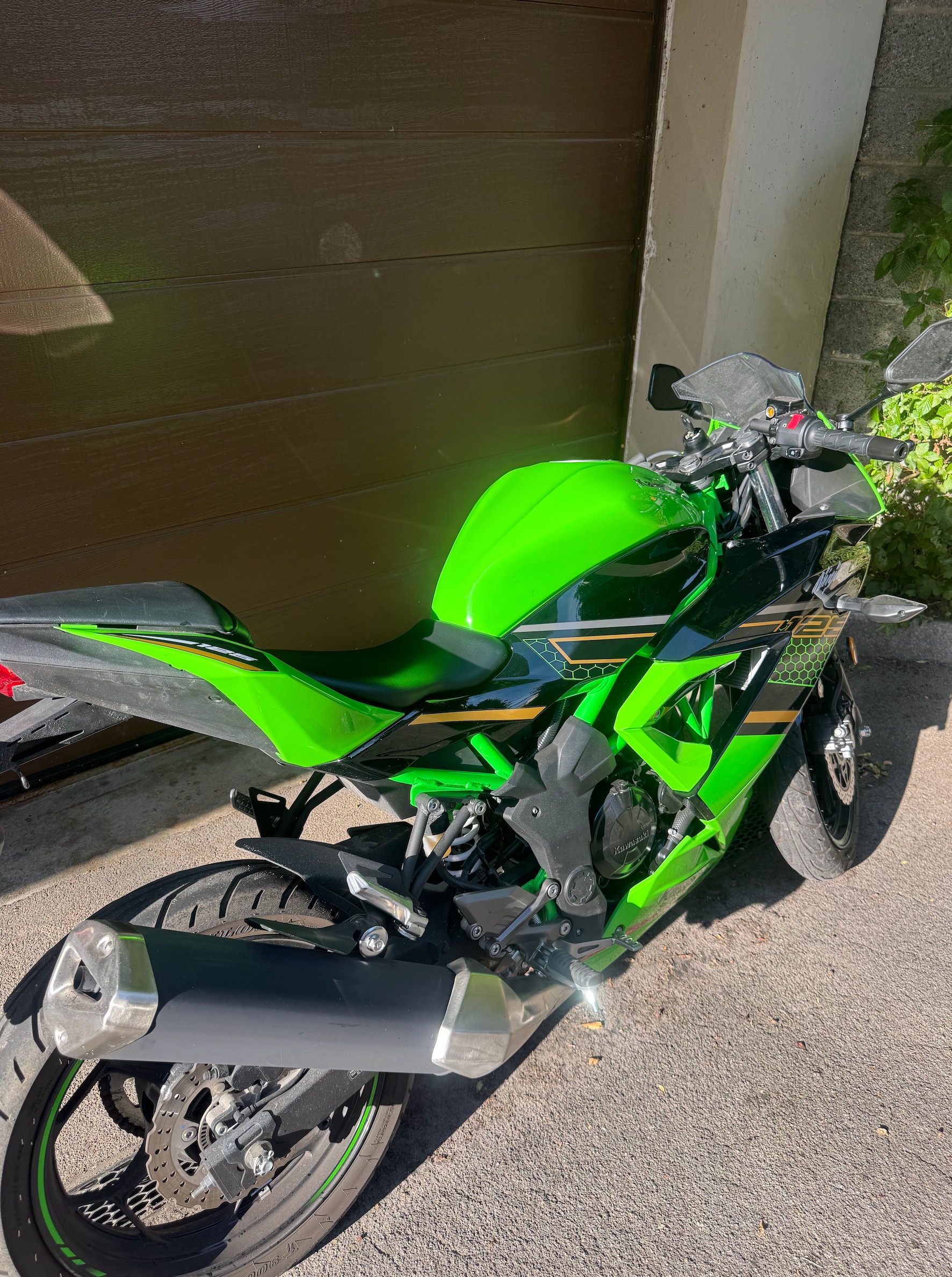 KAWASAKI Ninja 125-image-3
