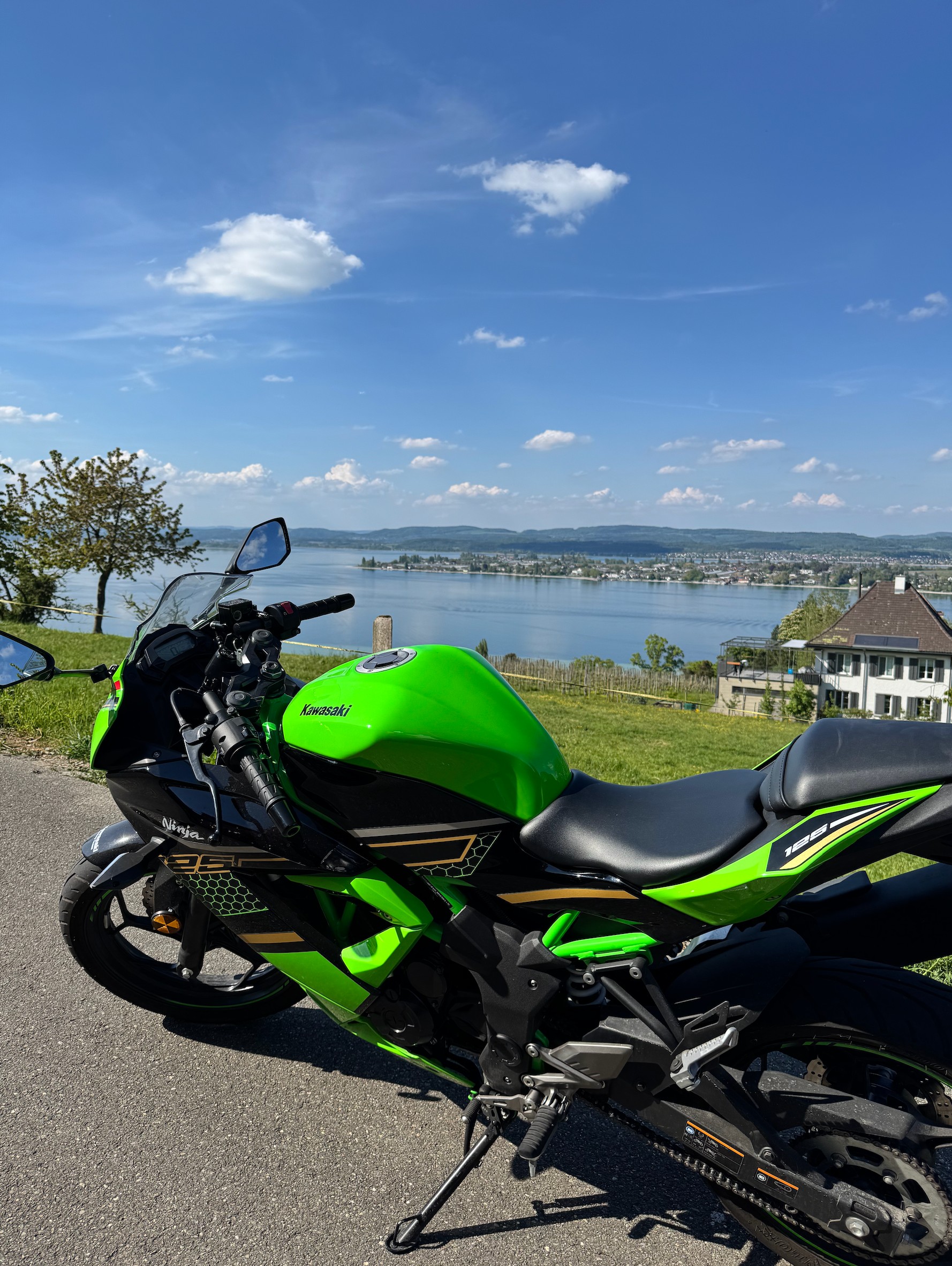 KAWASAKI Ninja 125-image-2