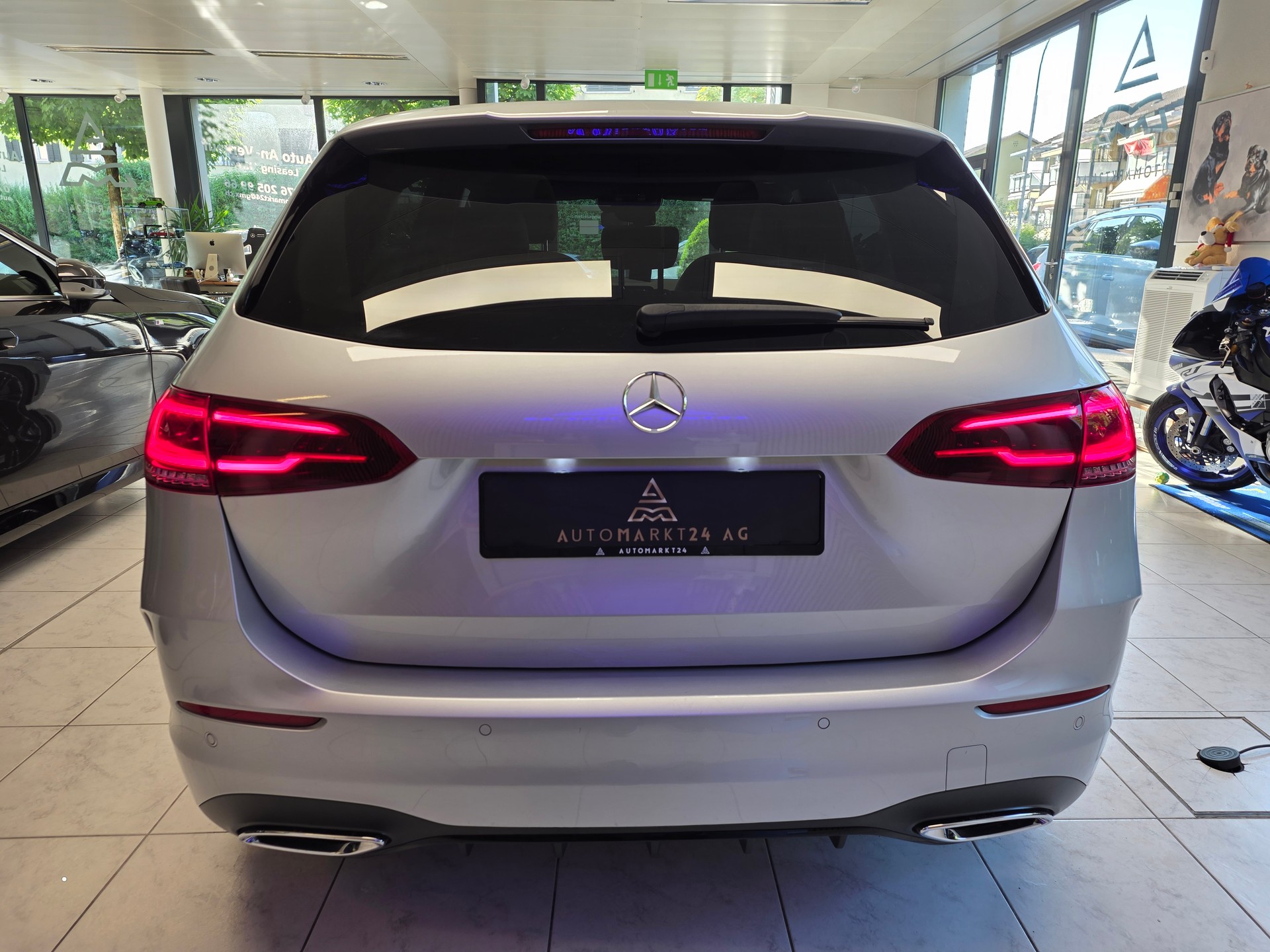 MERCEDES-BENZ B 250 AMG Line 4matic-image-14
