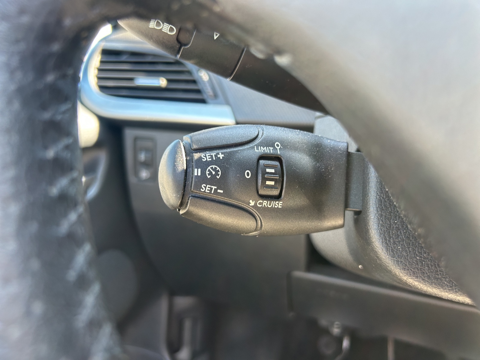 PEUGEOT 207 CC 1.6 16V Turbo Roland Garros-image-13