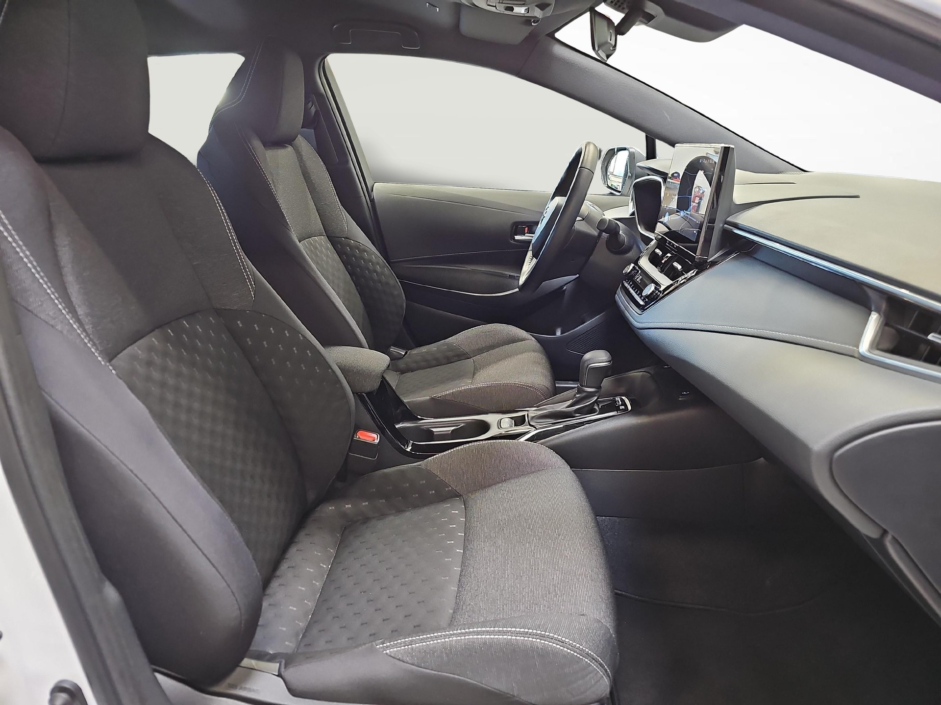 TOYOTA Corolla Touring Sports 1.8 HSD Comfort-image-9