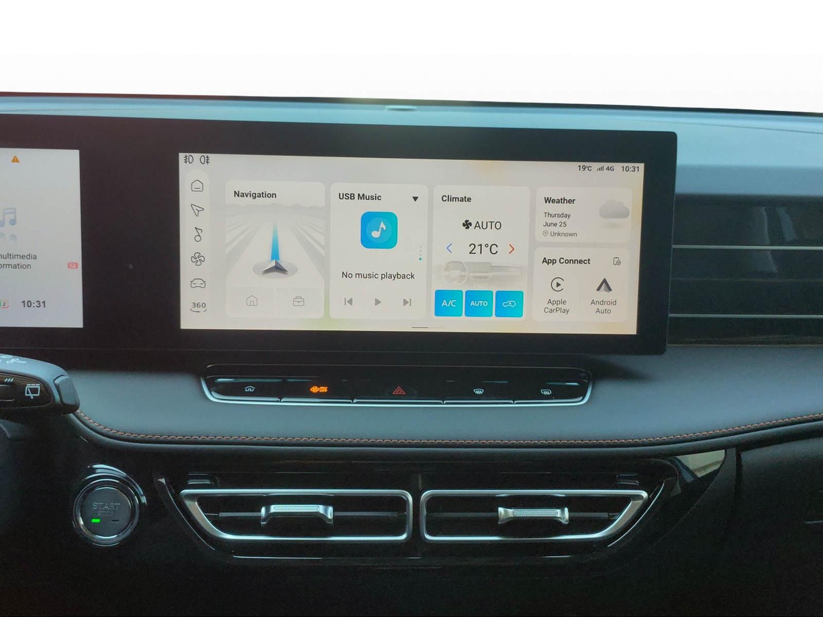 MG HS 1.5 Hybrid Luxury-image-11