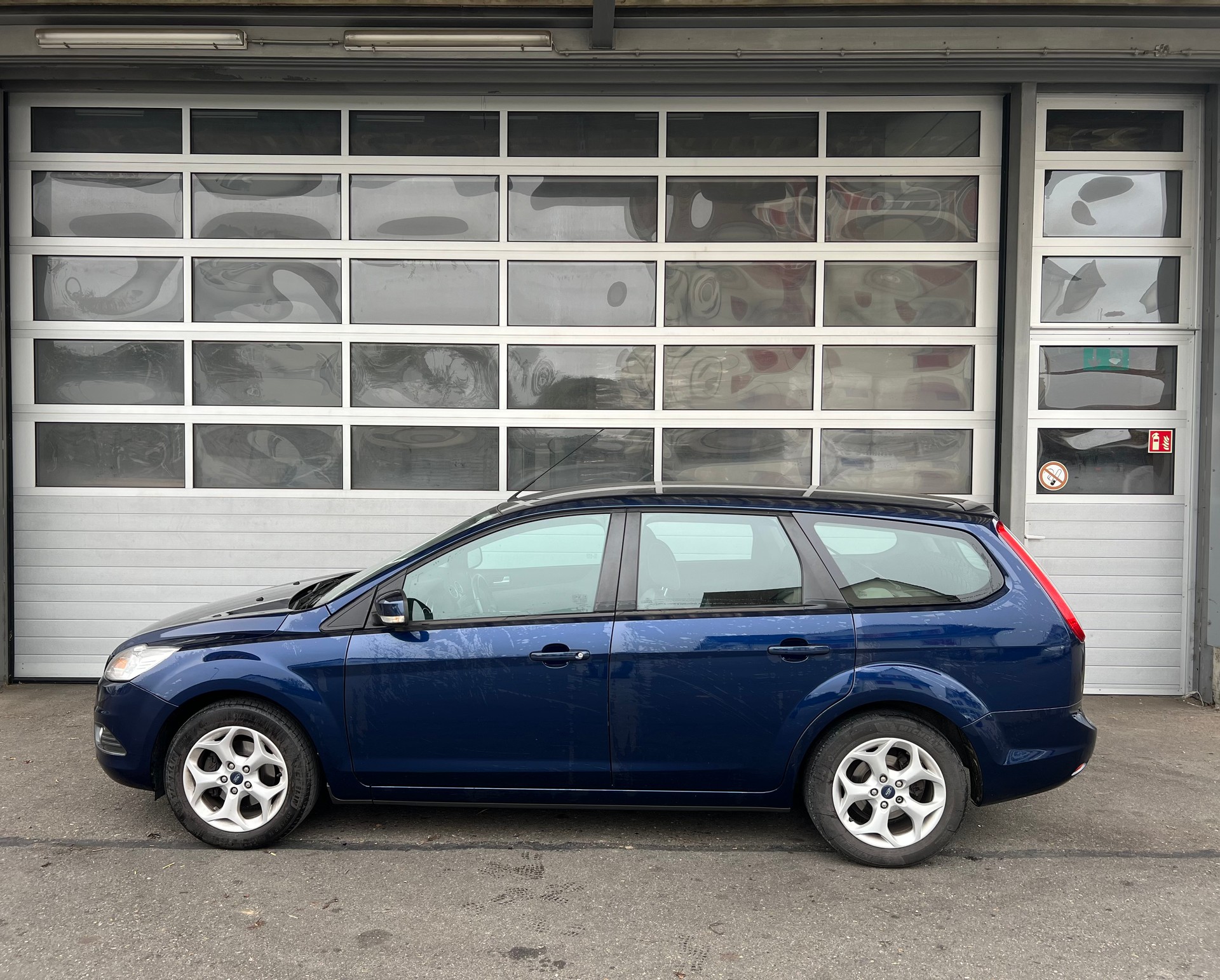 FORD Focus 1.8i Titanium-image-2