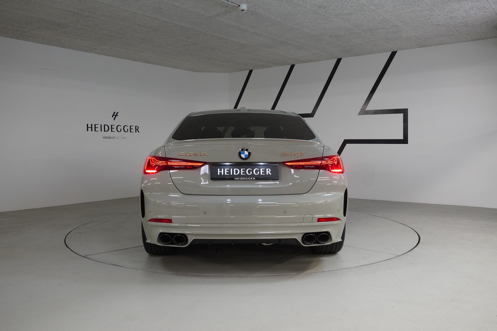 BMW-ALPINA B4 Gran Coupé 3.0 xDrive GT S-Tronic-image-5