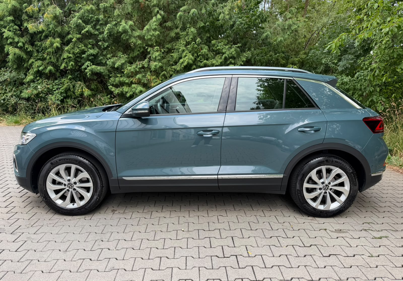 VW T-Roc 2.0 TSI Style DSG 4Motion-showroom-element-1