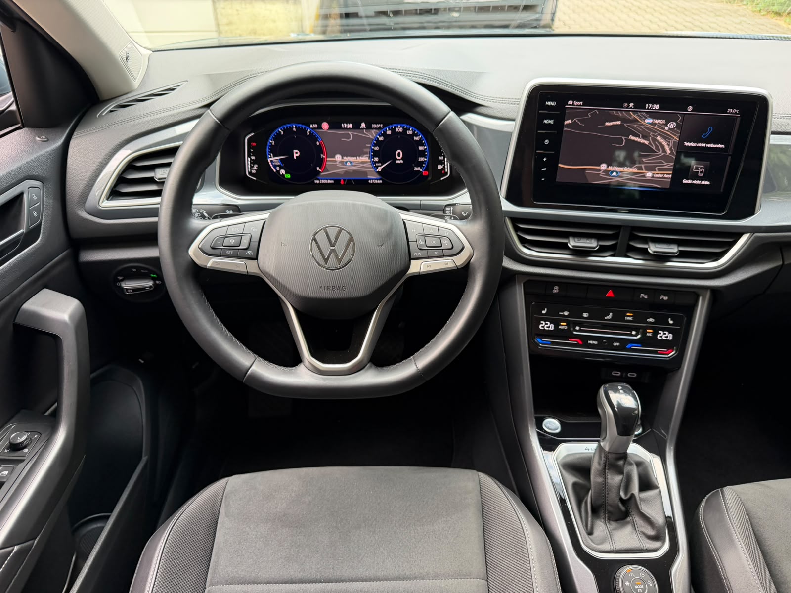 VW T-Roc 2.0 TSI Style DSG 4Motion-image-20
