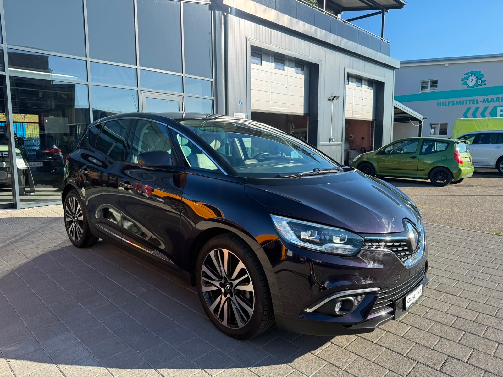 RENAULT Scénic 1.6 dCi Initiale Paris EDC-image-4