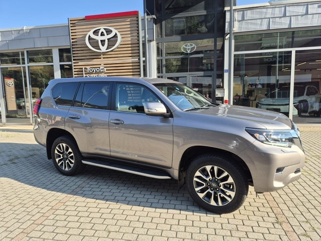 TOYOTA Land Cruiser 2.8TD Style Automat-showroom-element-1