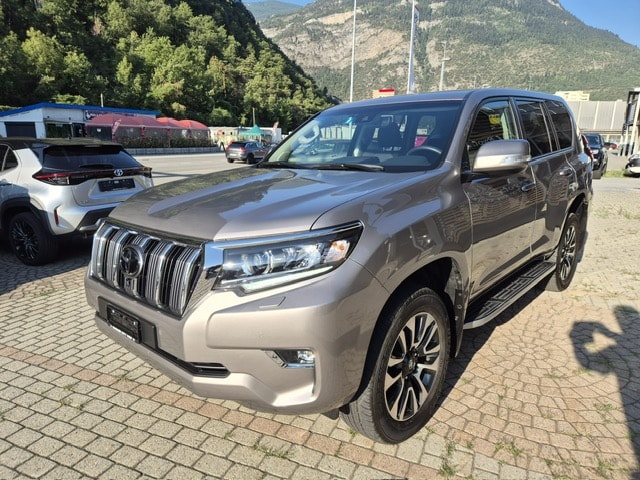 TOYOTA Land Cruiser 2.8TD Style Automat