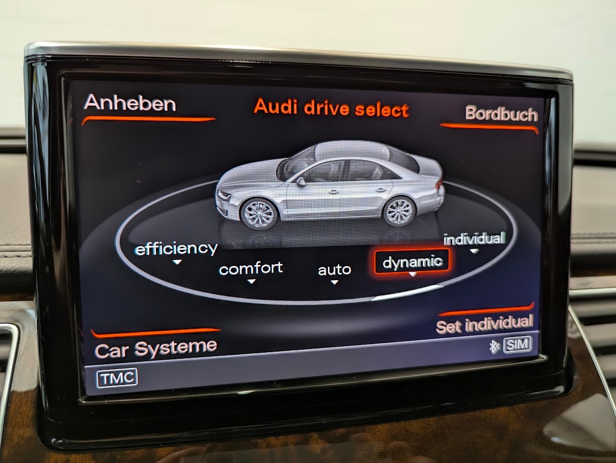 AUDI A8 3.0 V6 TDI quattro T-Tronic*CH-AUTO 12MT GAR FACELIFT MATRIX SOFTCLOSE LUFT 360CAM LEDER NAVI UVM-image-13