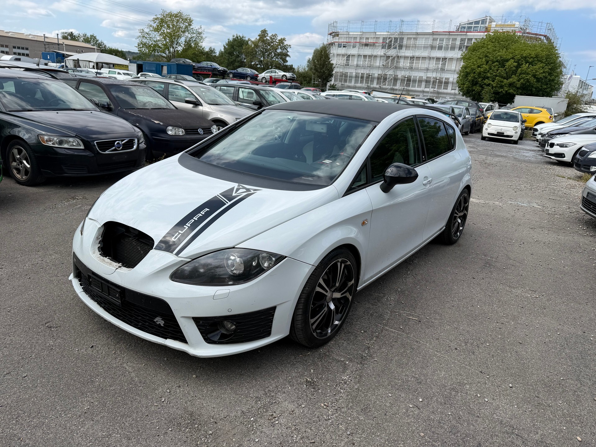 SEAT Leon 2.0 TSI FR-image-2