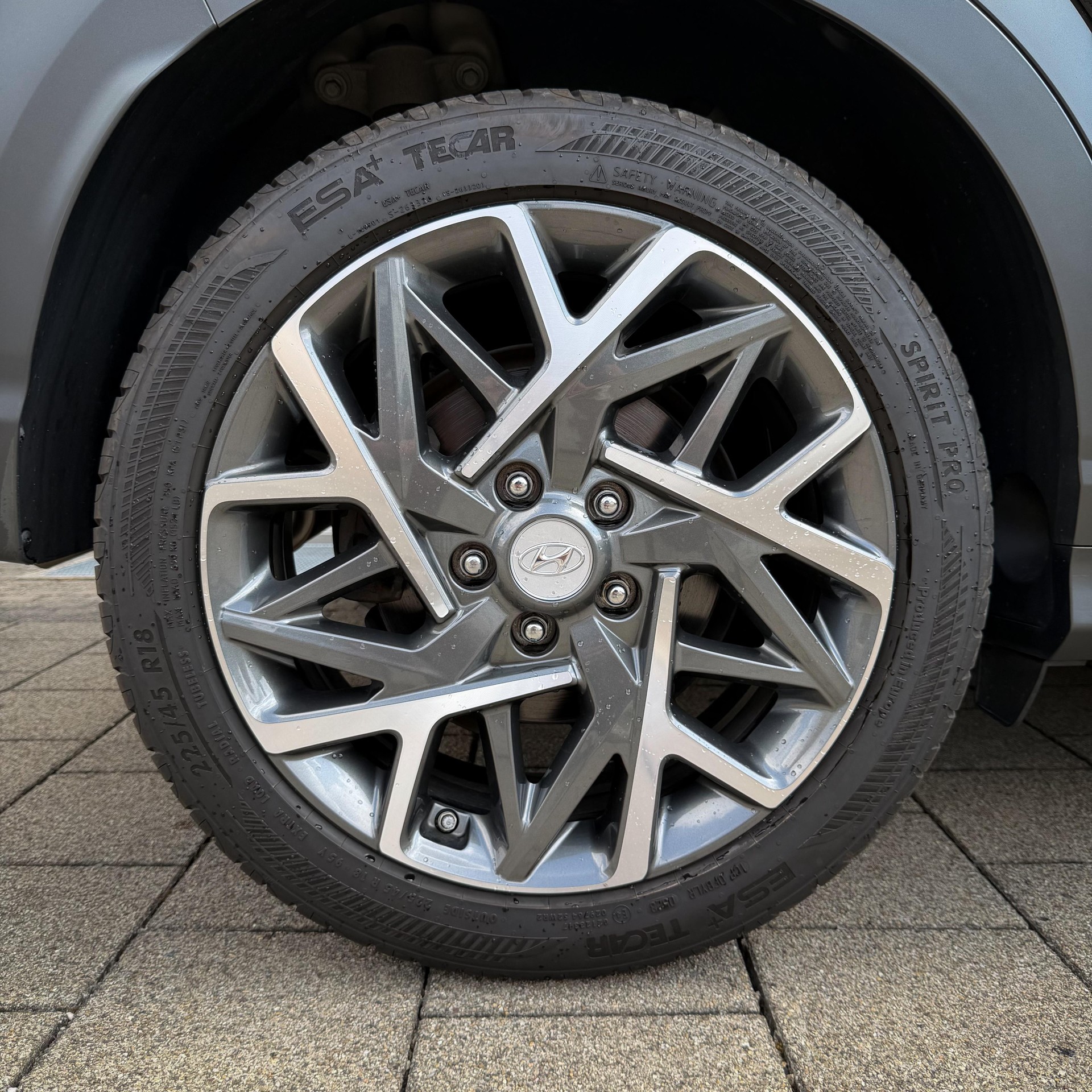 HYUNDAI Kona 1.6 GDi Hybrid Vertex-showroom-element-2
