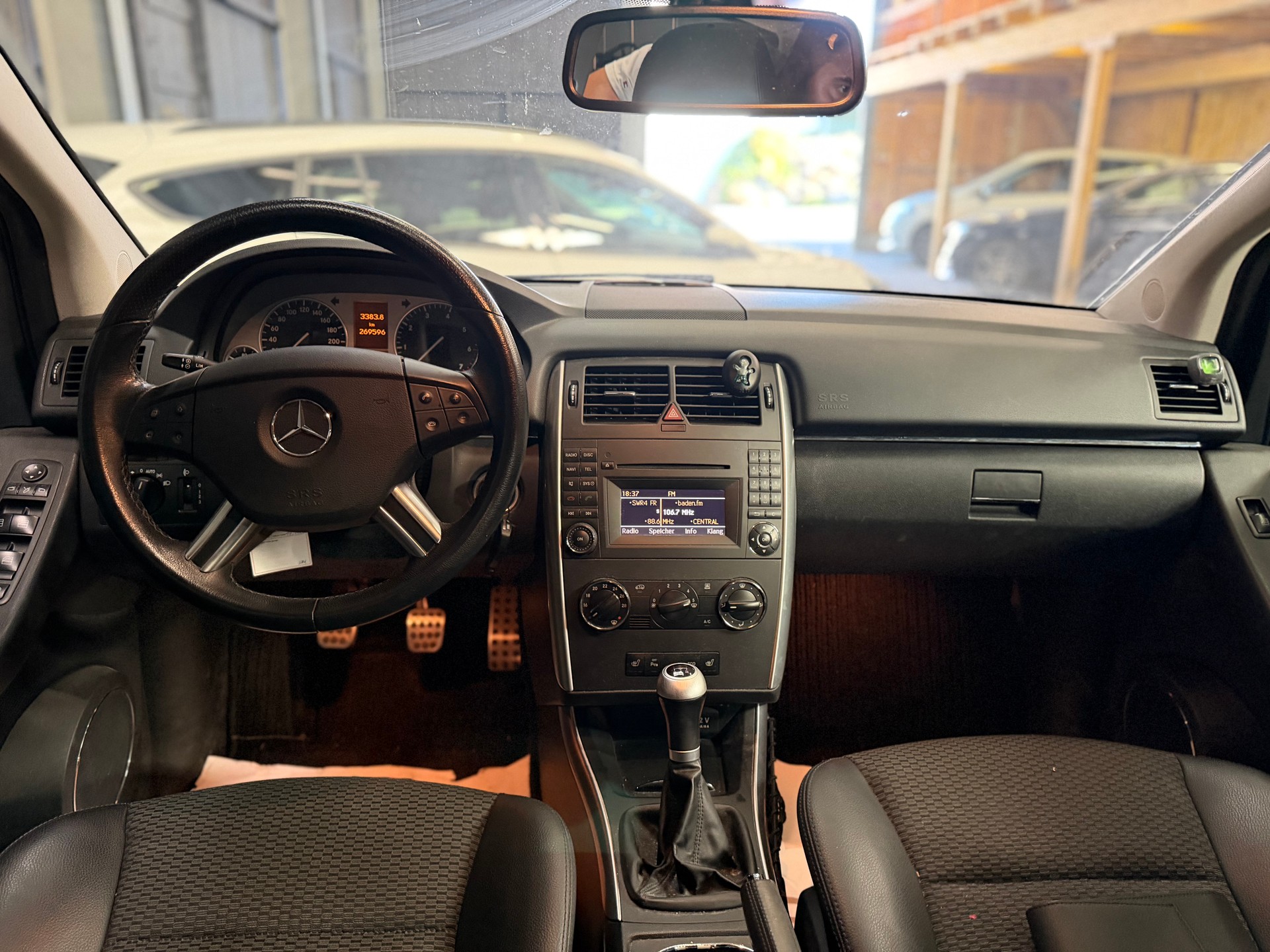 MERCEDES-BENZ B 180 BlueEfficiency My Star-image-7