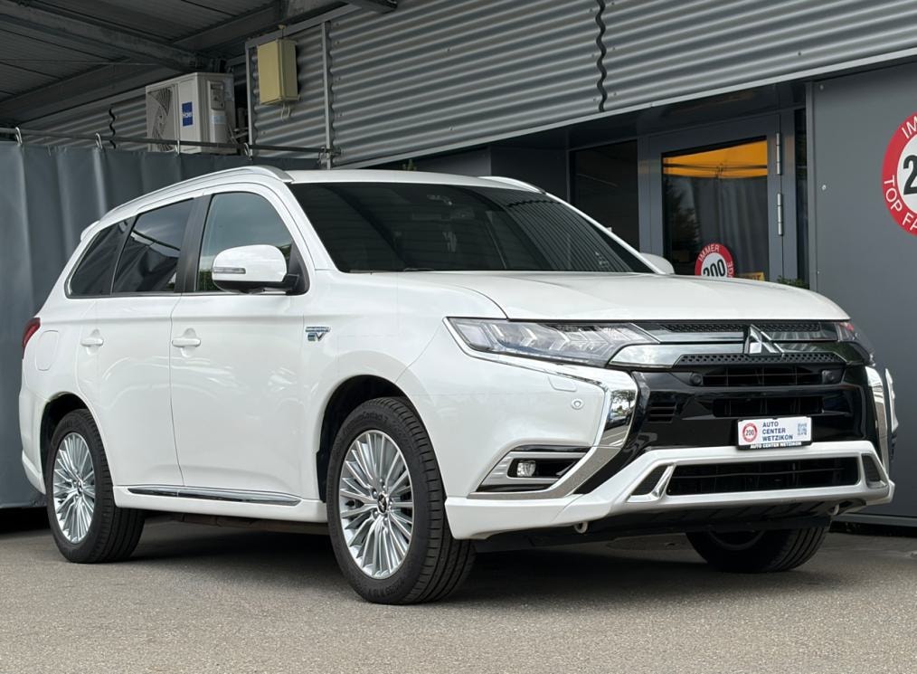 MITSUBISHI Outlander 2.4 PHEV Diamond 4WD Automatic-showroom-element-1