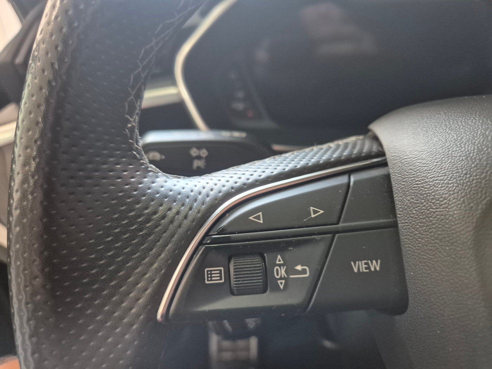 AUDI Q3 Sportback 45 TFSI e S line S-tronic-image-11