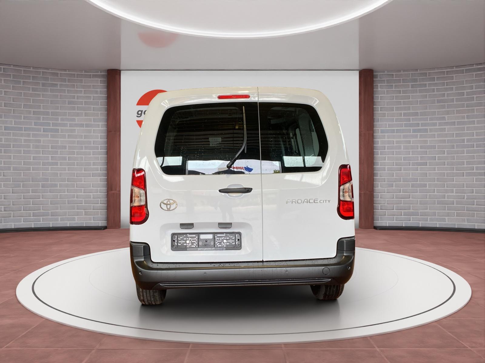 TOYOTA PROACE CITY Van L2 1.2 Active-showroom-element-3