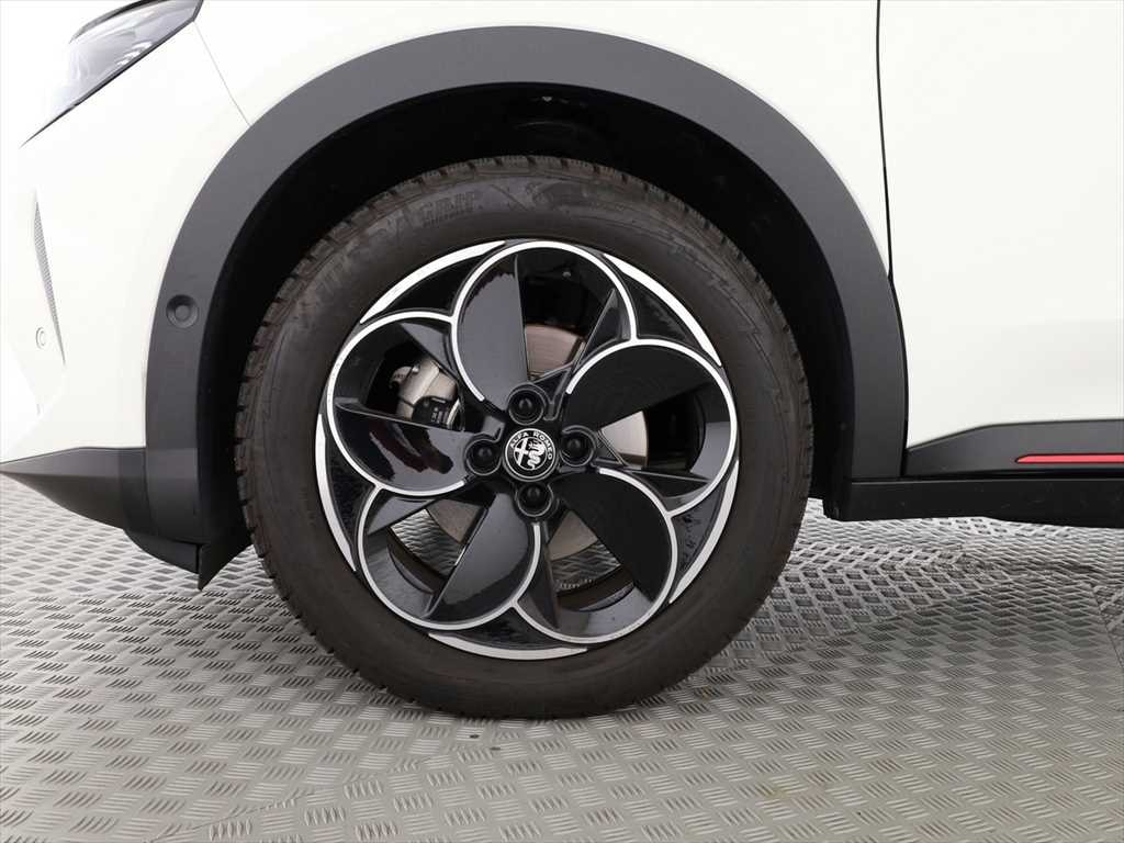 ALFA ROMEO Junior BEV 156 54kWh Speciale-image-3