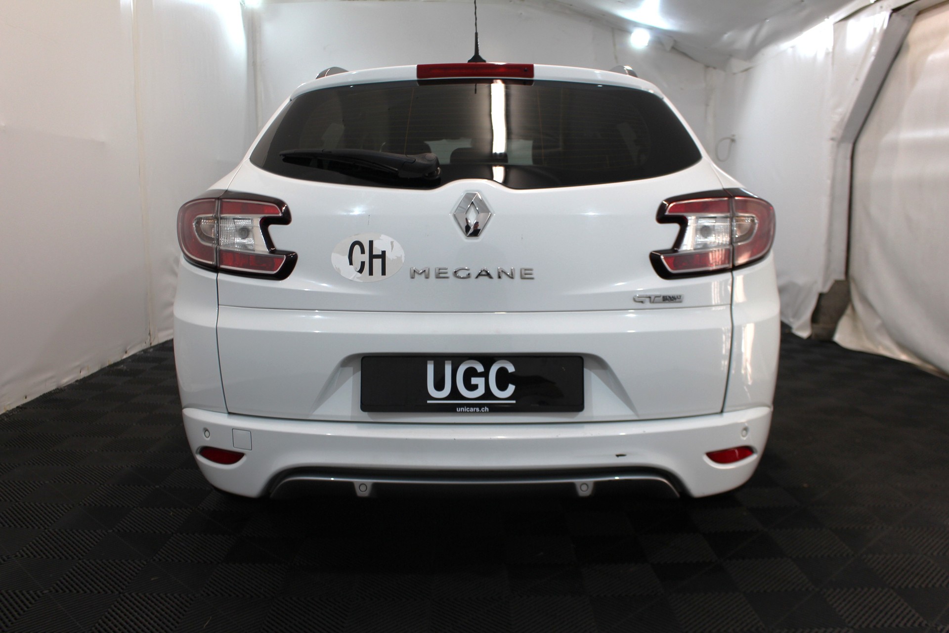 RENAULT Mégane Grandtour 2.0 dCi 160 GT-image-4