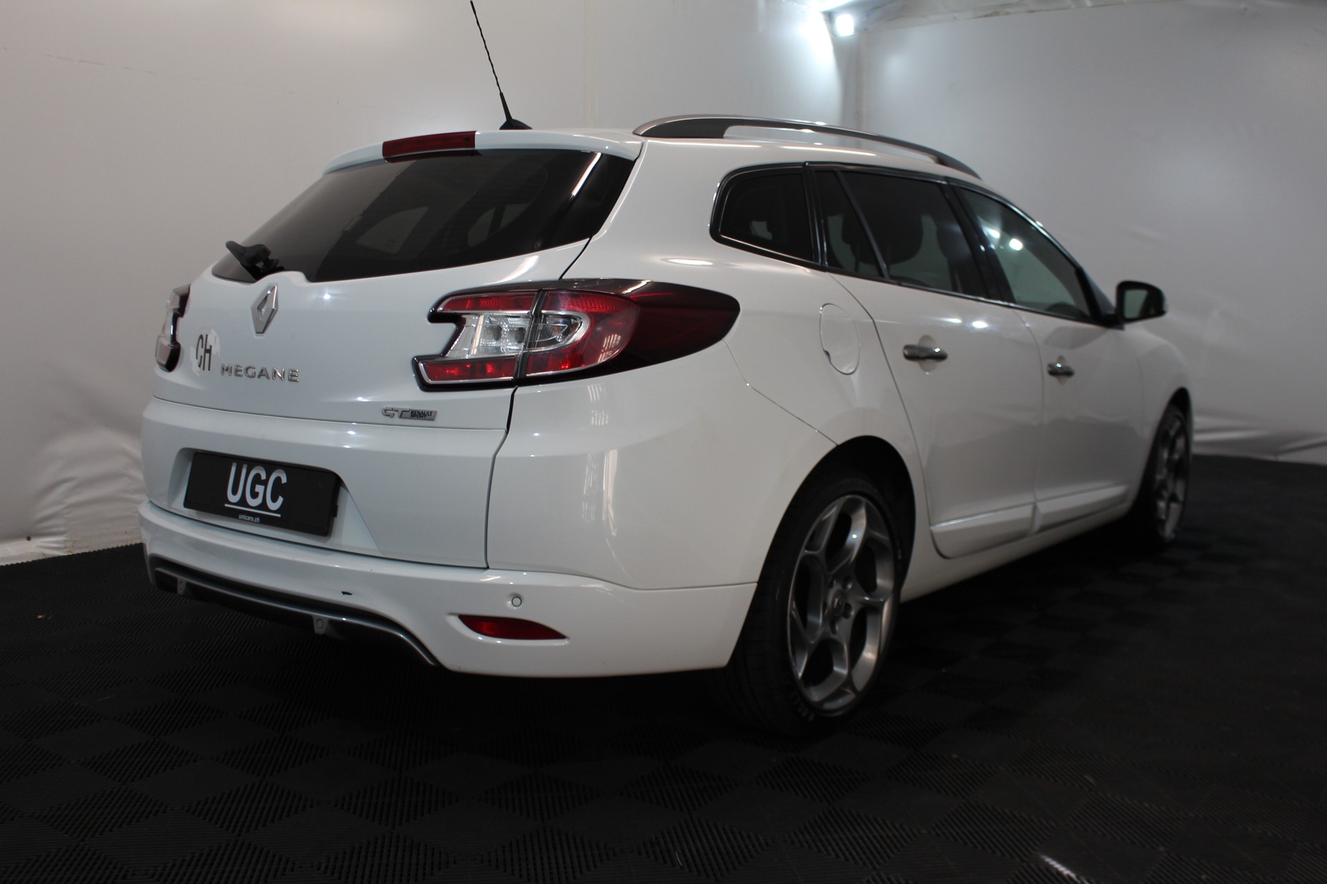 RENAULT Mégane Grandtour 2.0 dCi 160 GT-image-5