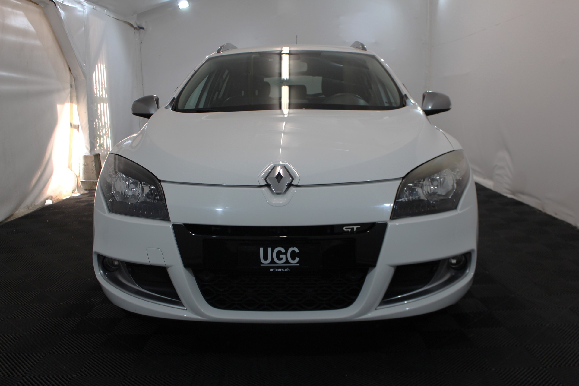 RENAULT Mégane Grandtour 2.0 dCi 160 GT-showroom-element-1