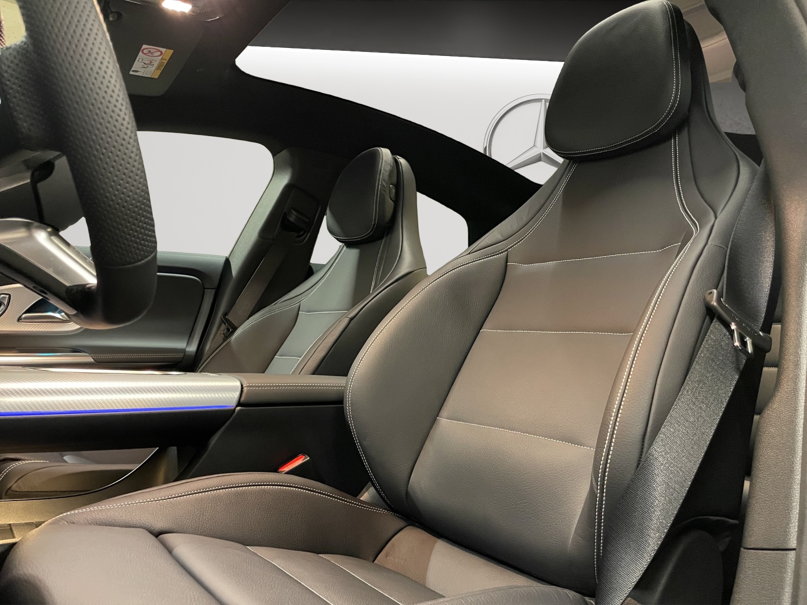 MERCEDES-BENZ CLA 220 8G-DCT 4Matic-image-9