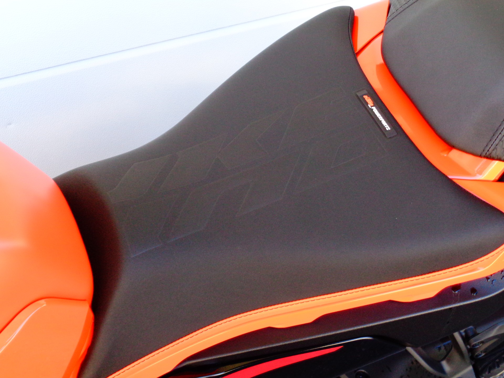 KTM 390 Duke-image-7