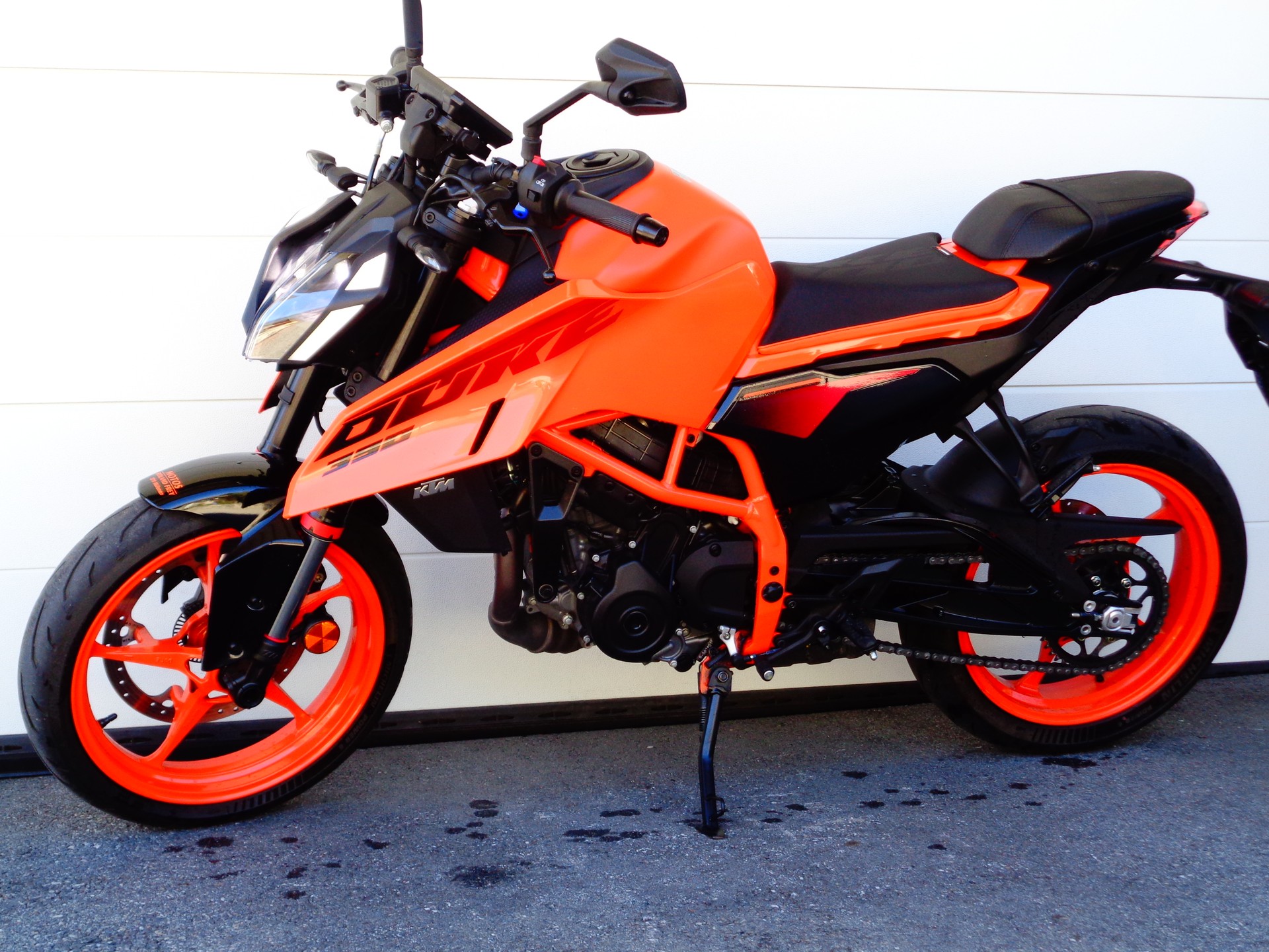 KTM 390 Duke-image-10