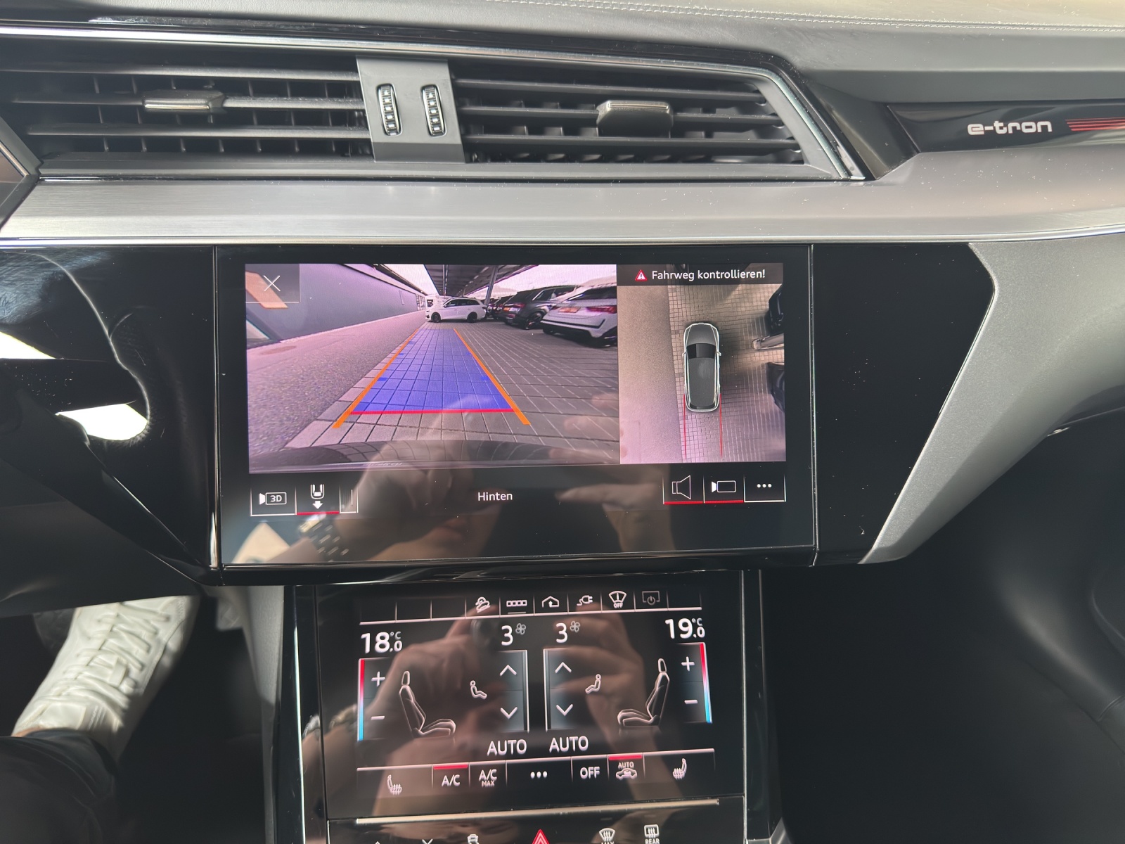 AUDI e-tron S quattro-image-15