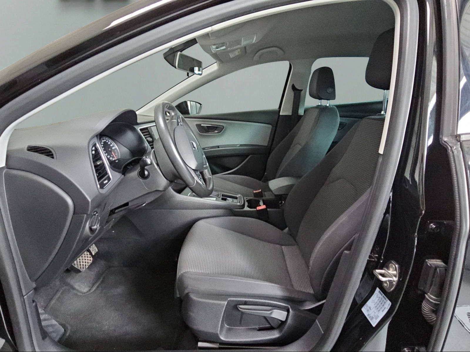 SEAT Leon 1.0 Ecomotive TSI Style DSG-image-8