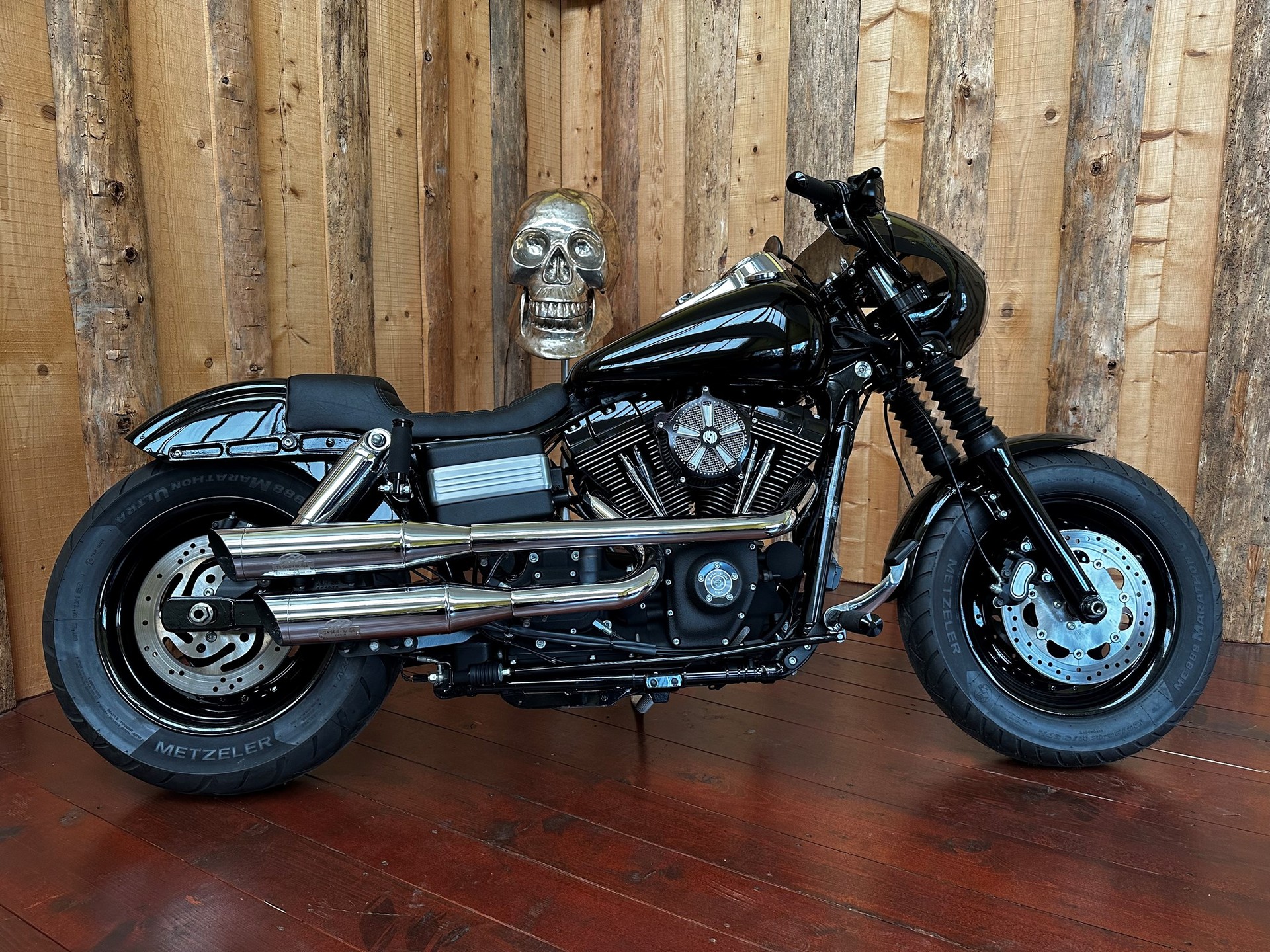 HARLEY-DAVIDSON FXDCI Dyna Super Glide Custom