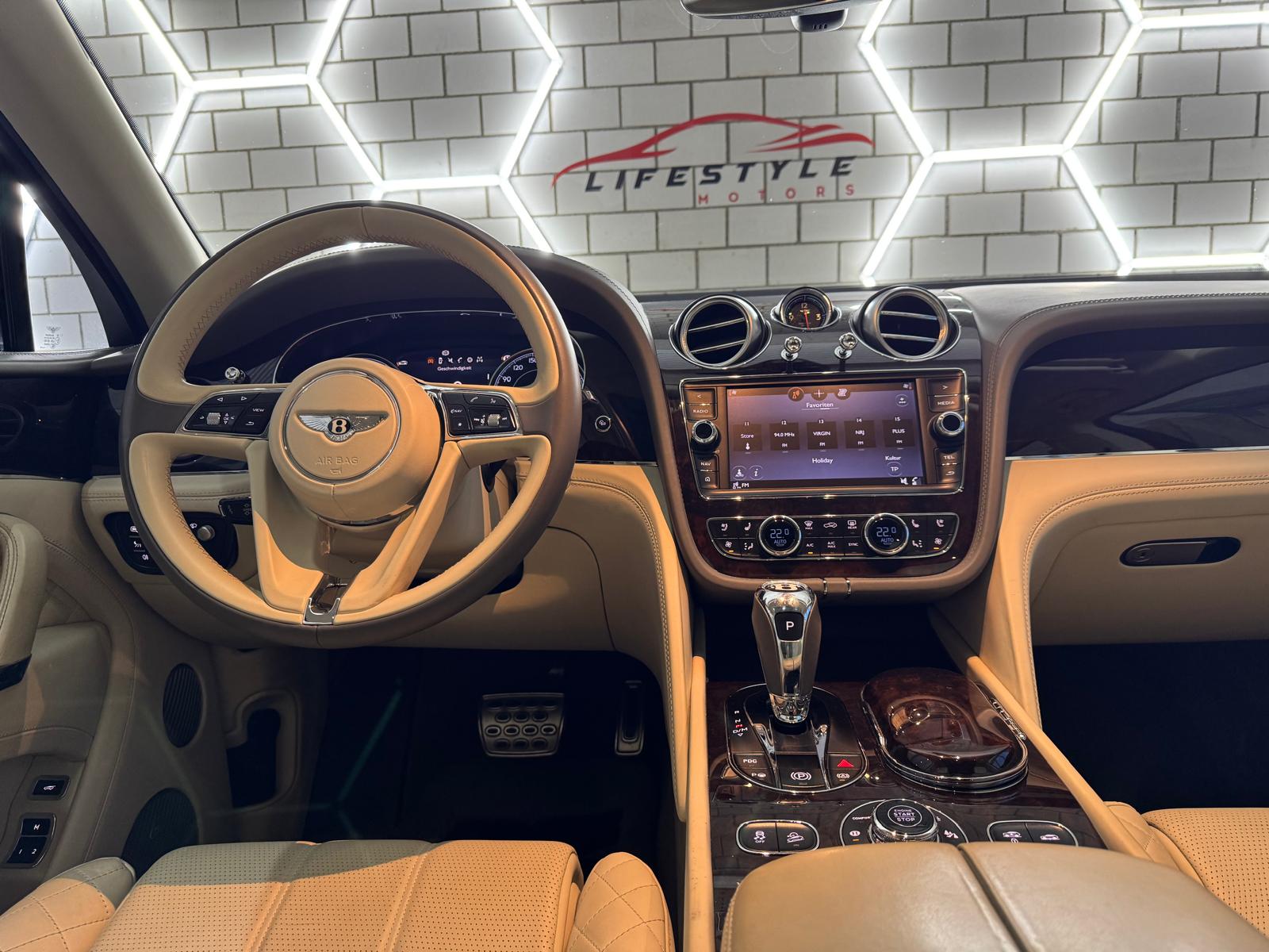 BENTLEY Bentayga W12-image-5