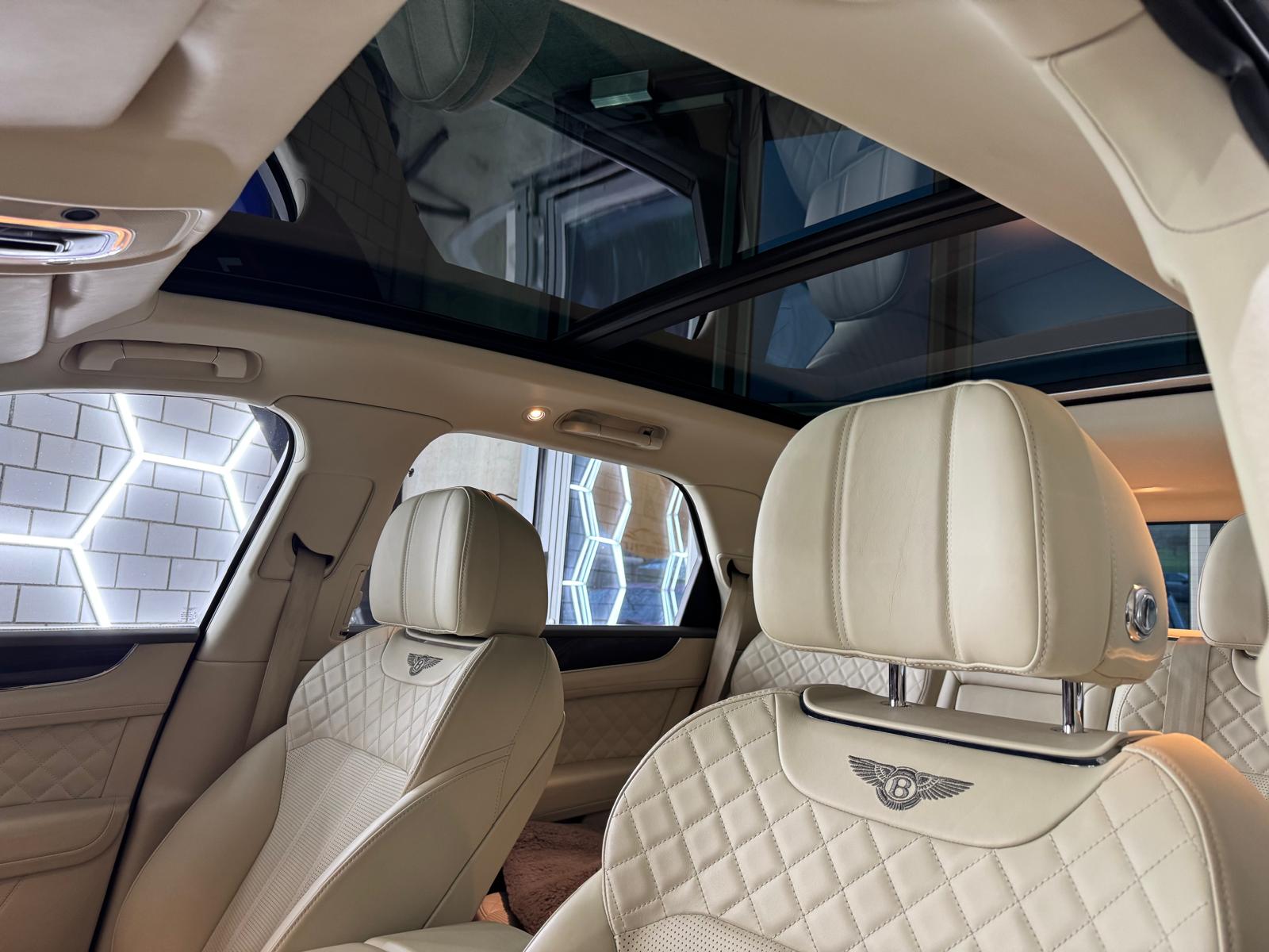 BENTLEY Bentayga W12-image-8
