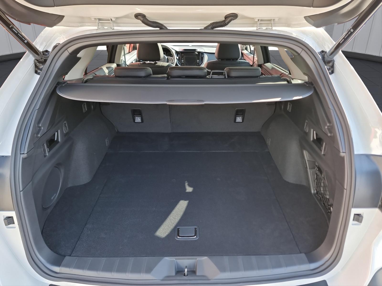 SUBARU Outback 2.5i 30th Anniversary Edition-image-11