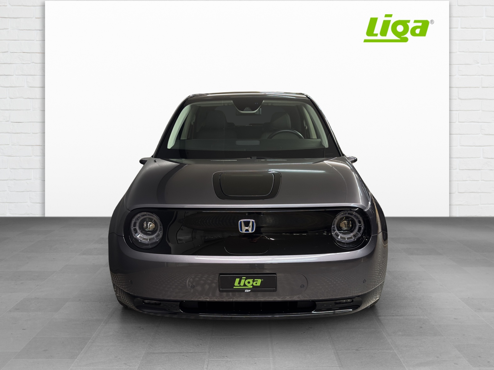 HONDA e electric Advance-showroom-element-2