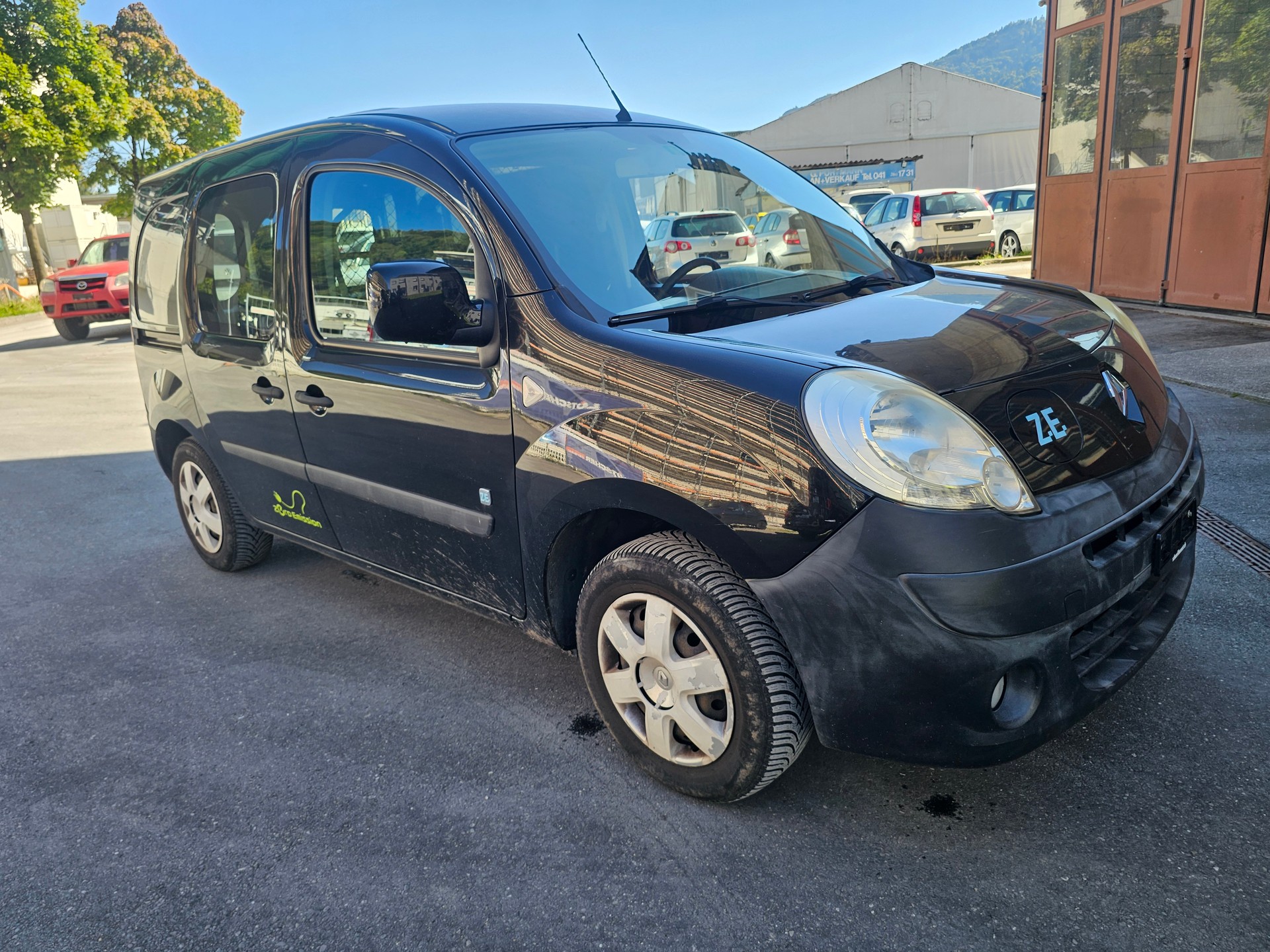 RENAULT Kangoo Z.E.-image-2