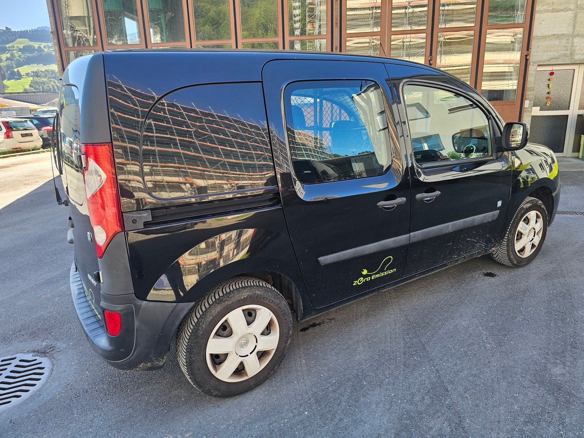 RENAULT Kangoo Z.E.-image-5