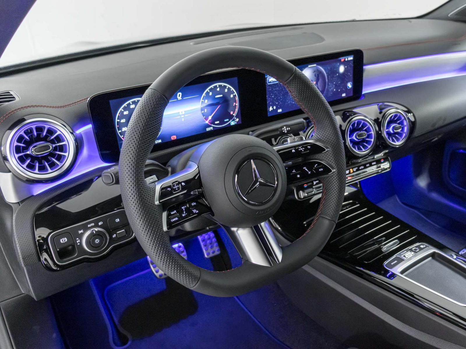 MERCEDES-BENZ CLA 200 Coupé-image-10