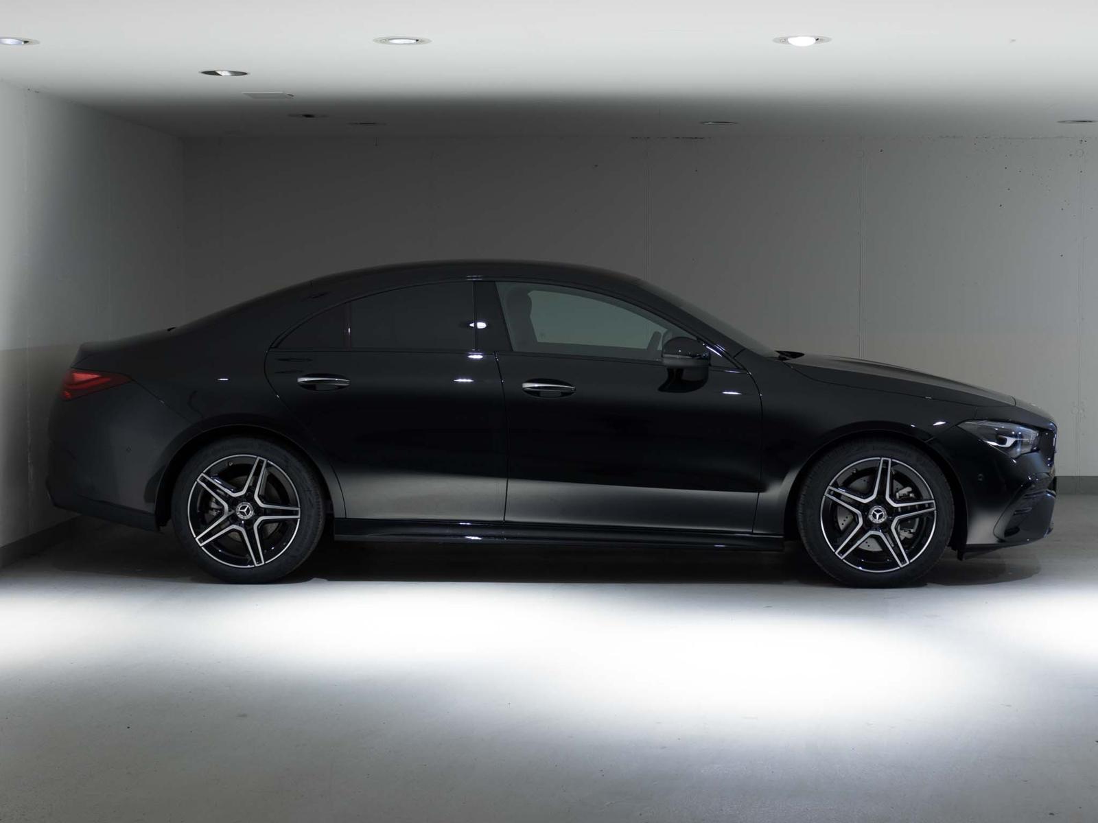 MERCEDES-BENZ CLA 200 Coupé-image-2