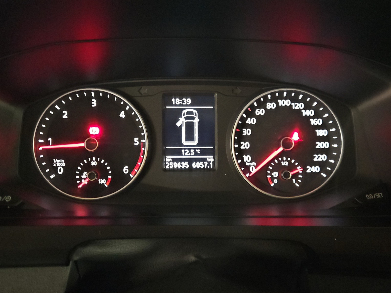 VW T6 2.0 TDI 4Motion-image-9