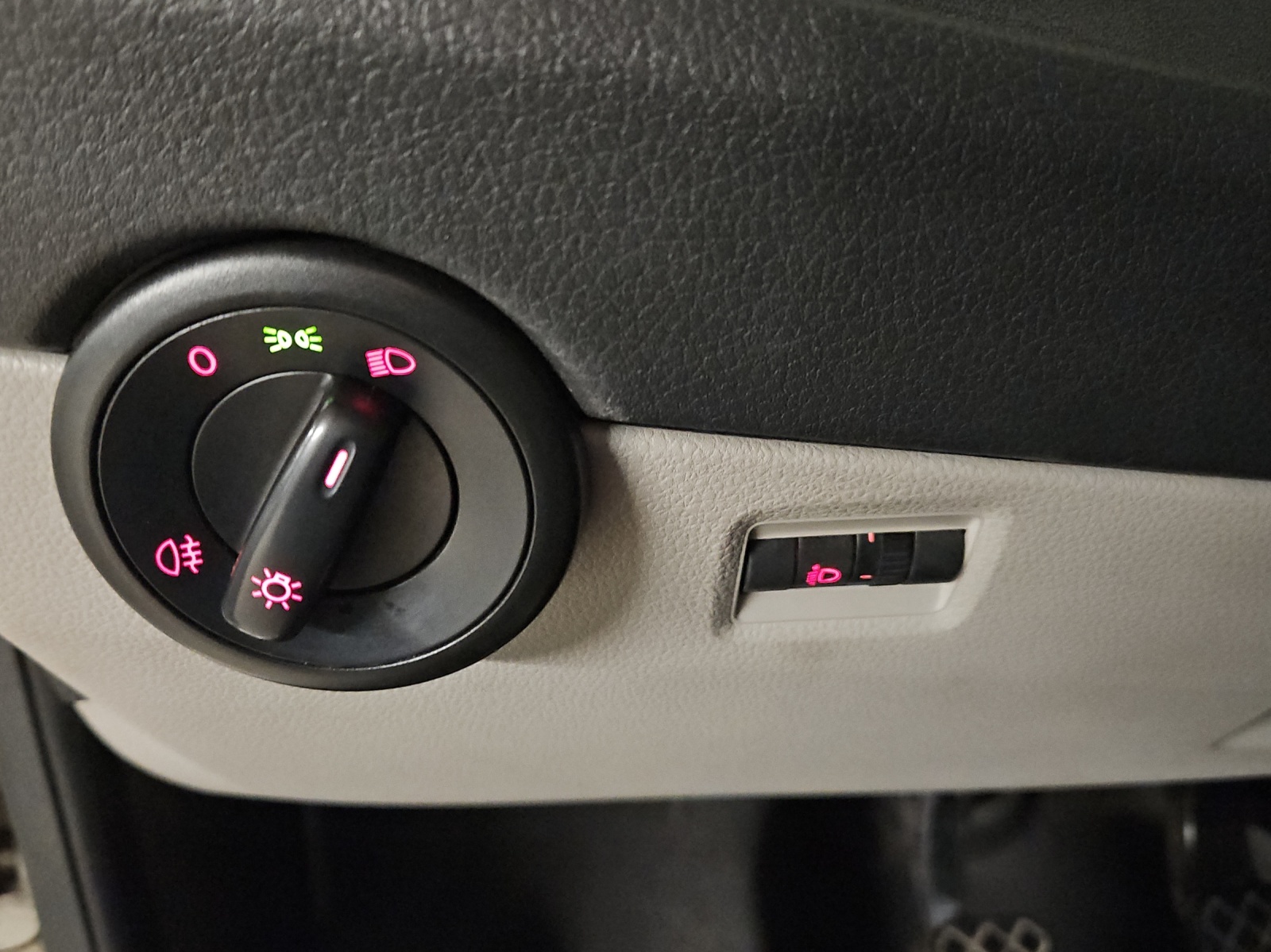 VW T6 2.0 TDI 4Motion-image-15