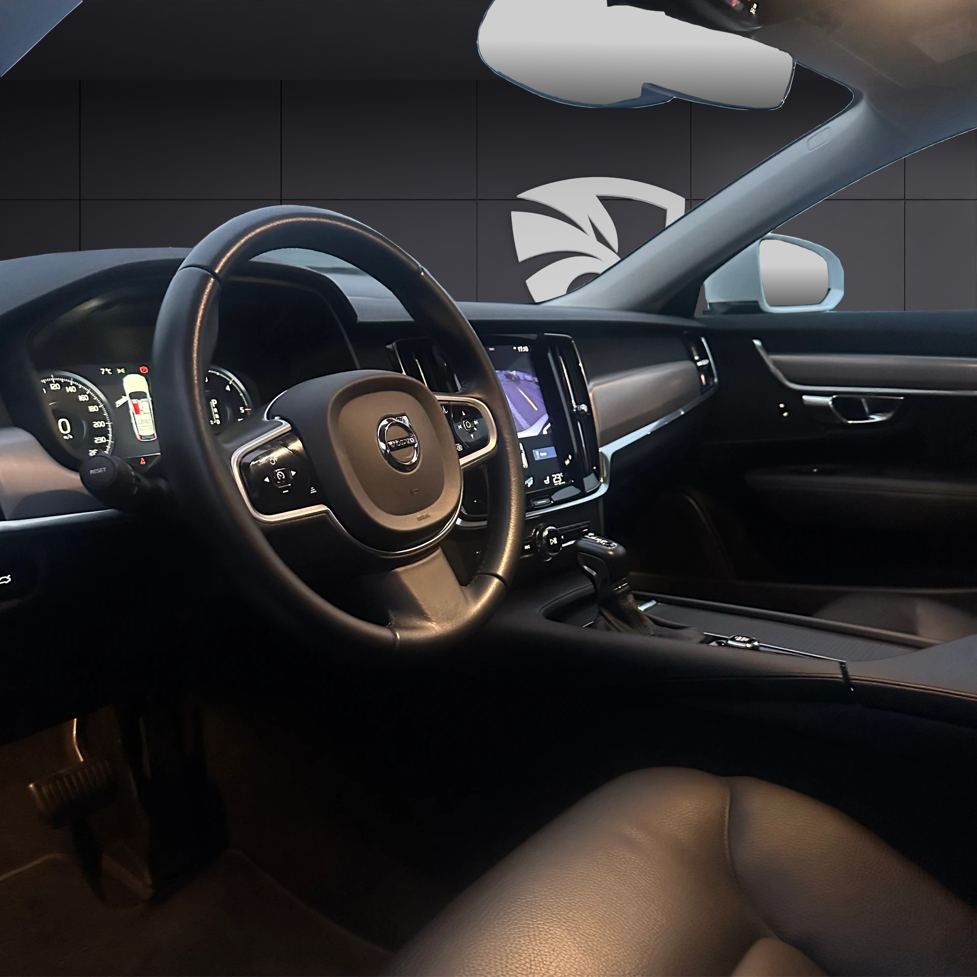 VOLVO V90 D3 Momentum Geartronic-image-15