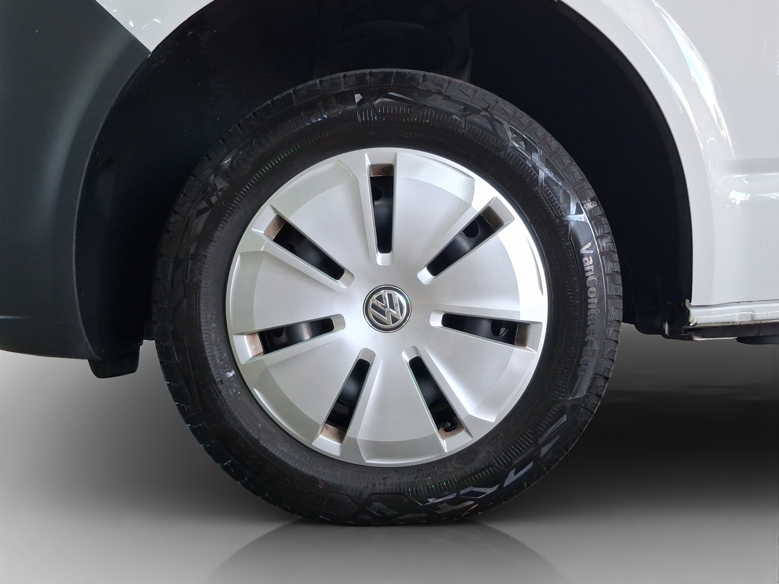 VW T6.1 2.0 TDI 4Motion-image-14