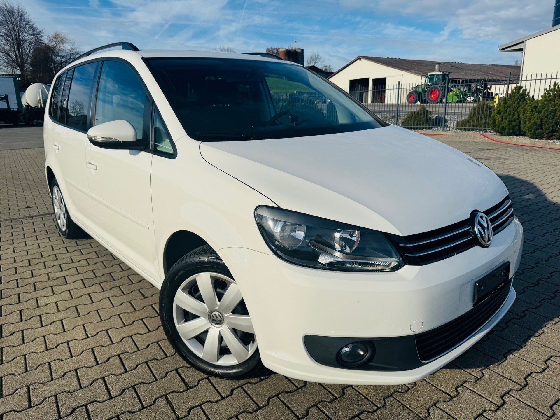 VW Touran 1.6 TDI Trendline DSG .7 Sitzplätze