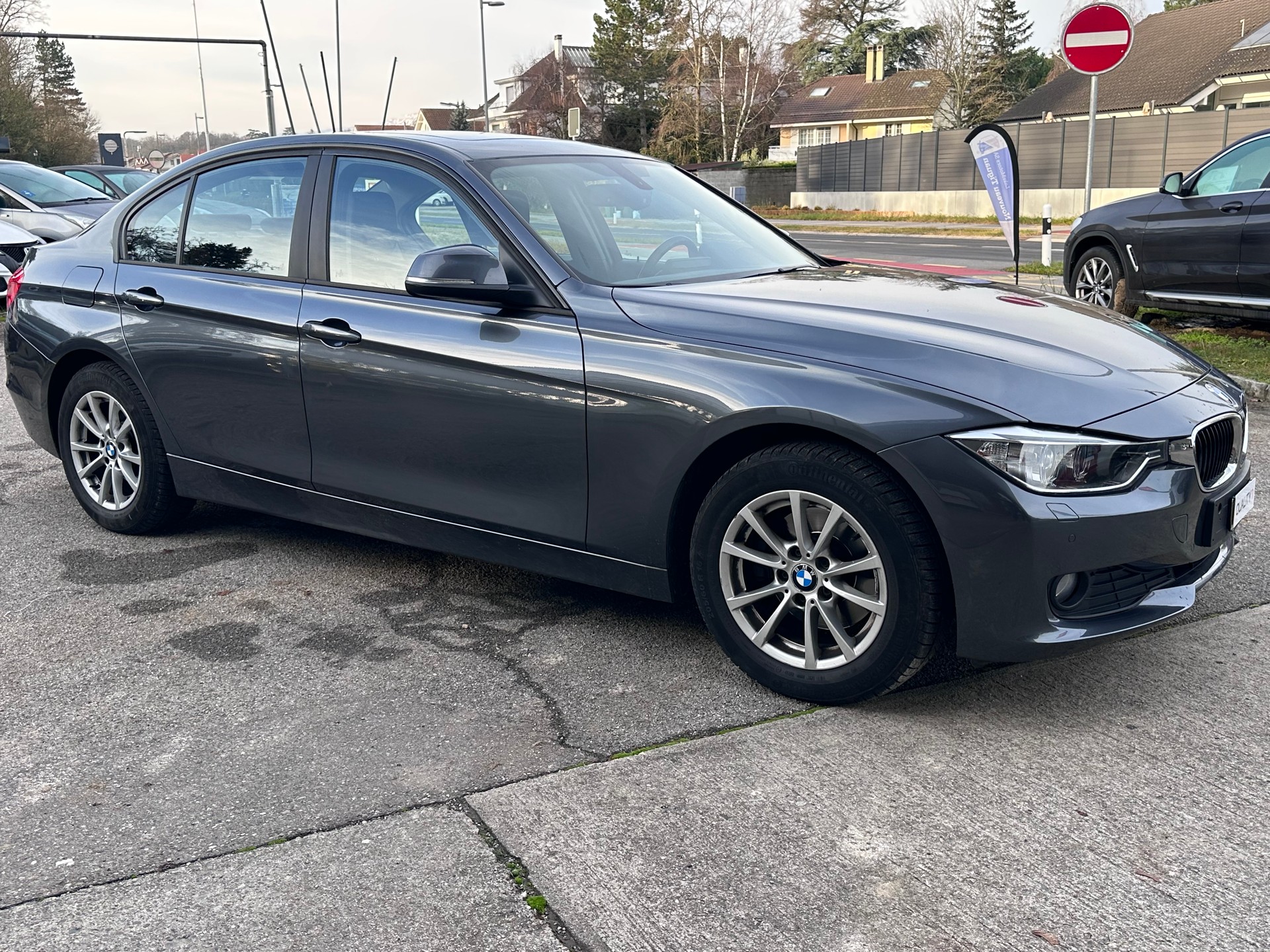 BMW 320d xDrive Steptronic-image-2