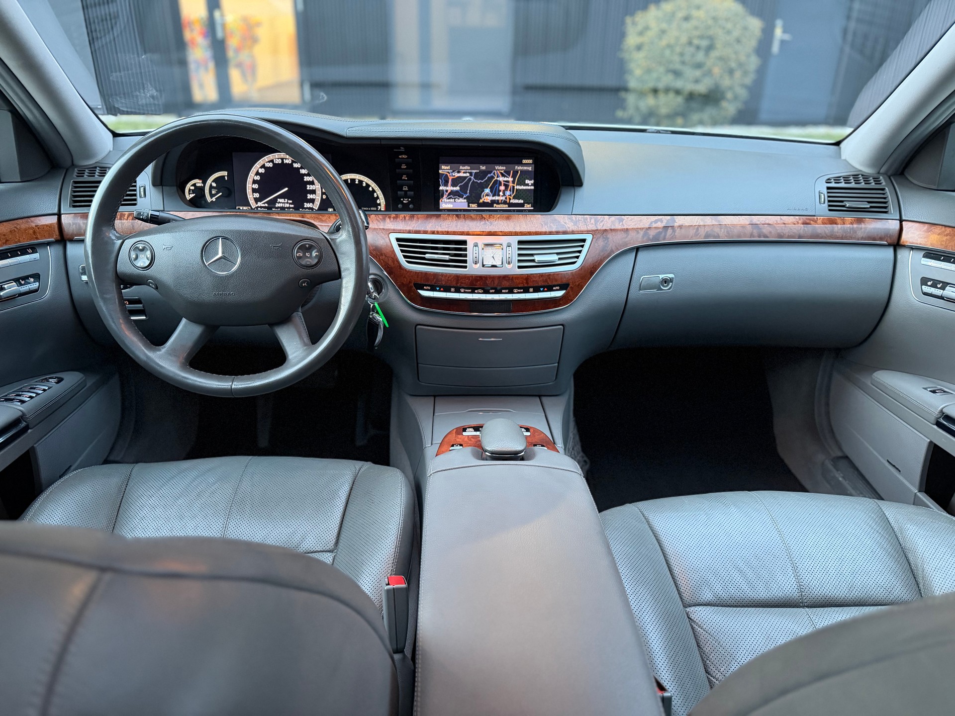 MERCEDES-BENZ S 450 L 4Matic 7G-Tronic-image-11