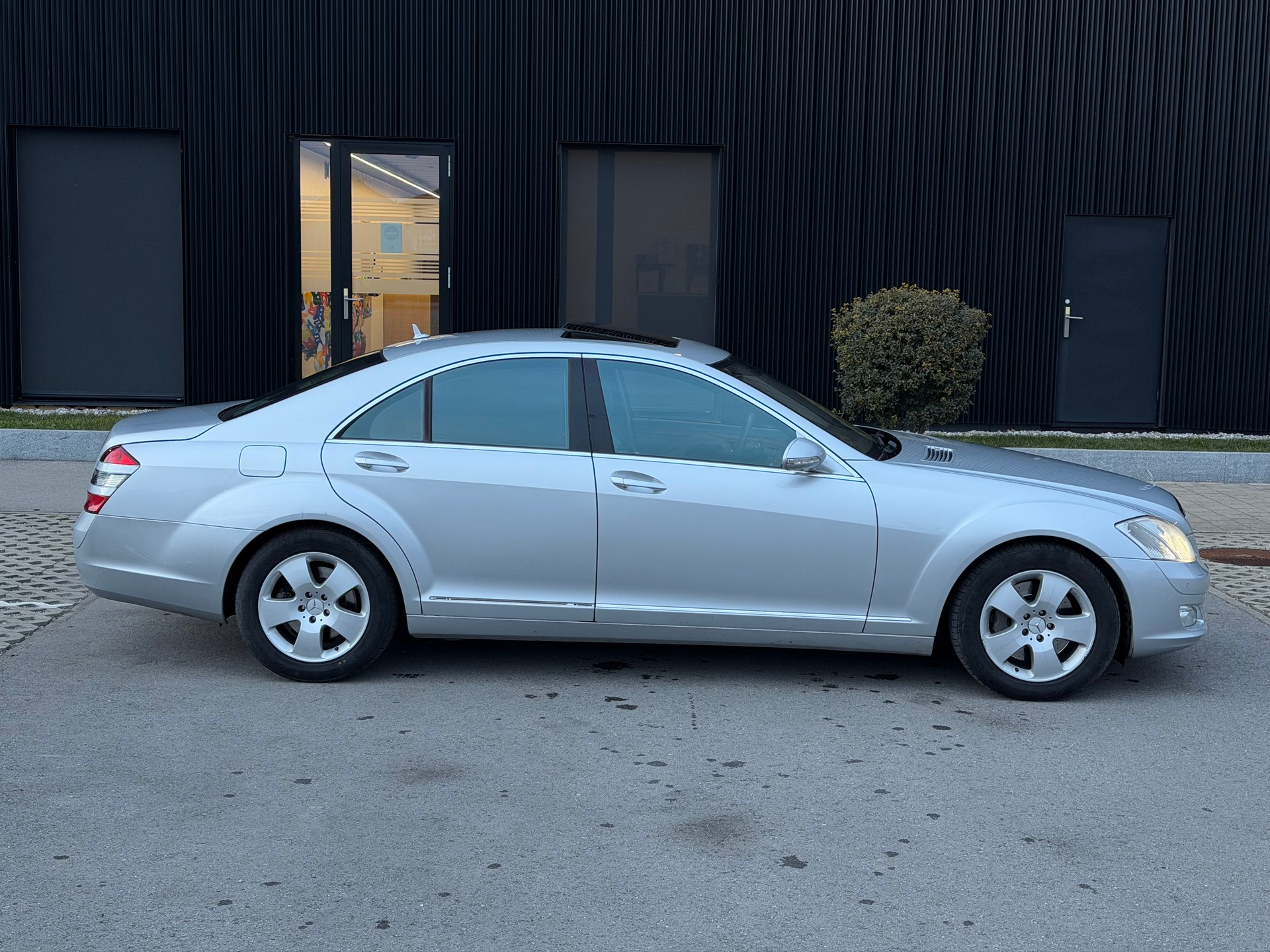 MERCEDES-BENZ S 450 L 4Matic 7G-Tronic-image-6